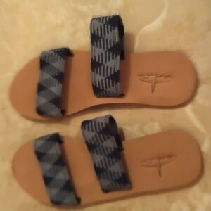 Women's blue sandals NWOT Size 8.5  by blue fin